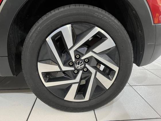 VOLKSWAGEN T-CROSS 1.0 200 TSI TOTAL FLEX AUTOMÁTICO